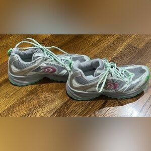 The North Face Women’s Running Shoes — Gray/Green/Pink — Size 9